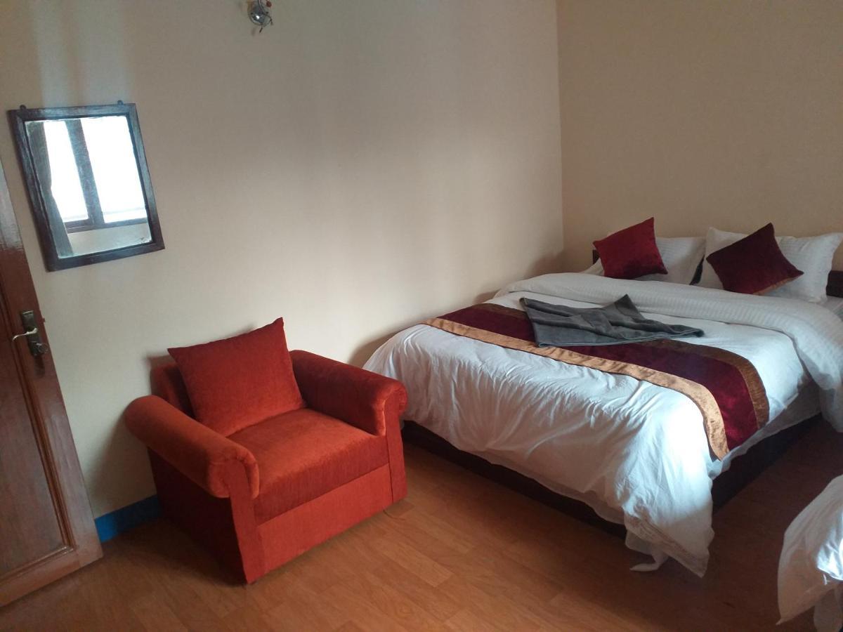 Hotel Silver Jubilee Kathmandu Esterno foto